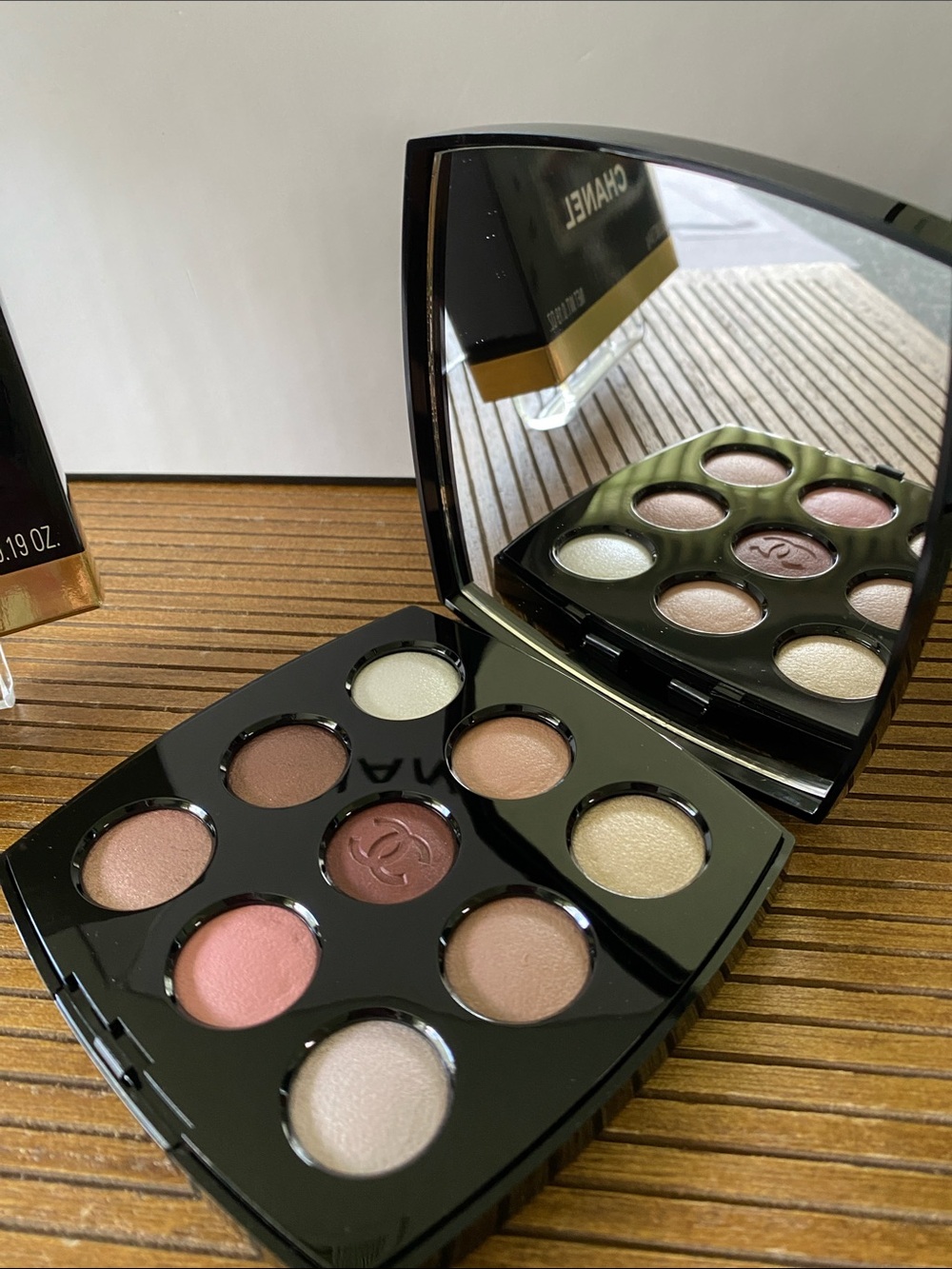 Chanel Les 9 Ombres Eyeshadow Palette